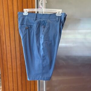 Men's Navy Flat-Front Chino Shorts